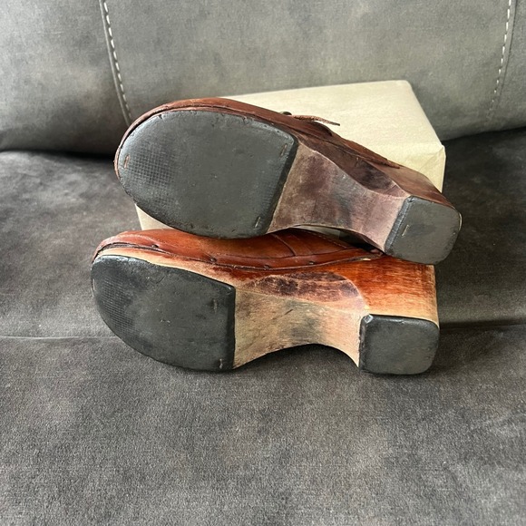 Joelle Women VTG 70's Wood Heel Leather Clog Mules 7B Fringe Woven Brown Retro - Picture 7 of 7